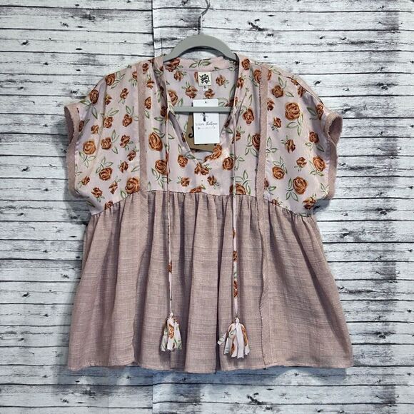 Ivy Jane Bed of Roses Top - Picture 1 of 14